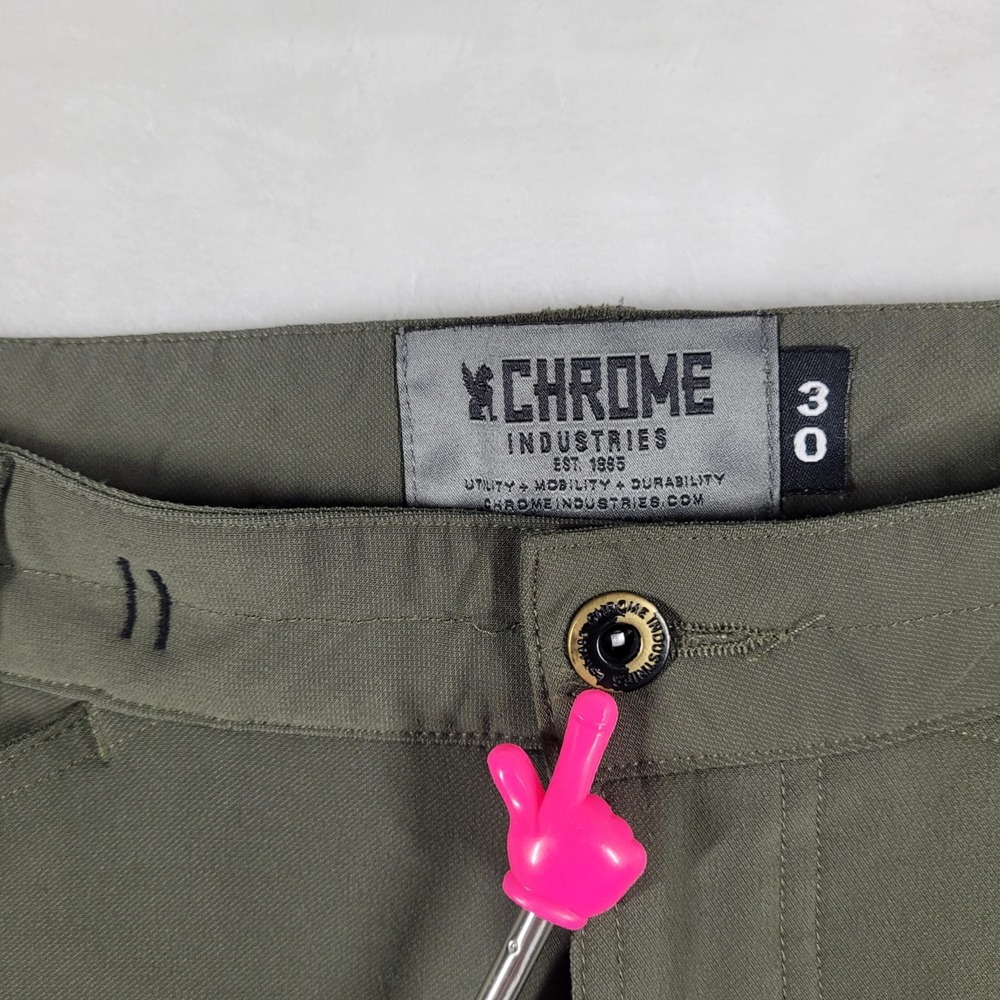Chrome Industries Shorts Men's 30 Olive Green Cycling Utility Bike Outdoors - Picture 10 of 10